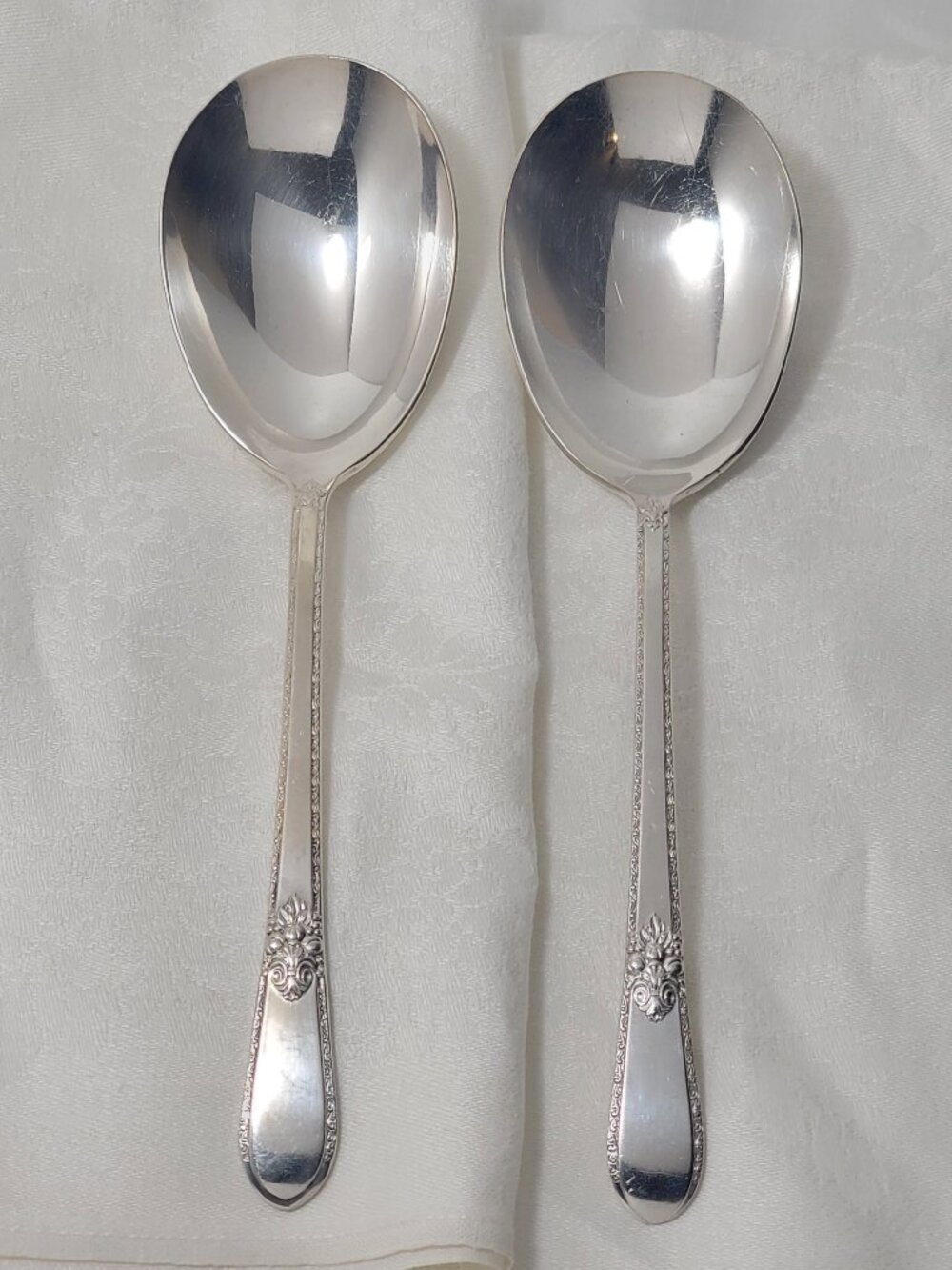 Rogers Bros "Adoration" Berry Serving Spoons Silverplate Set of 2